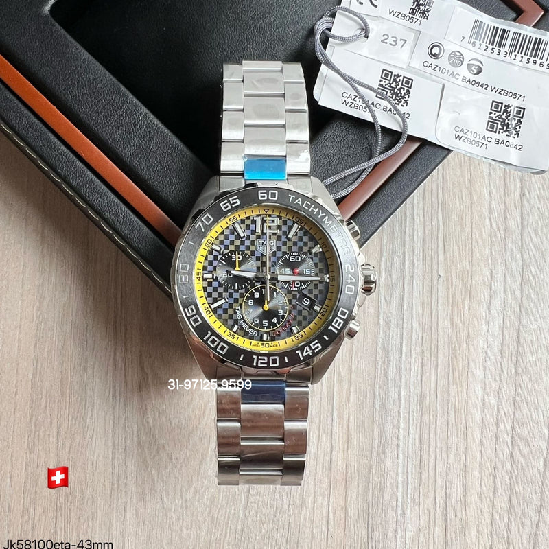 Tag Heuer F1 - 43mm