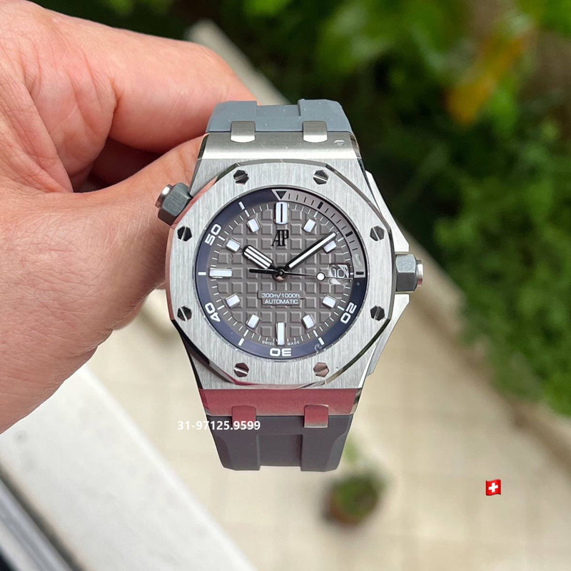 Audemars Piguet - 42mm