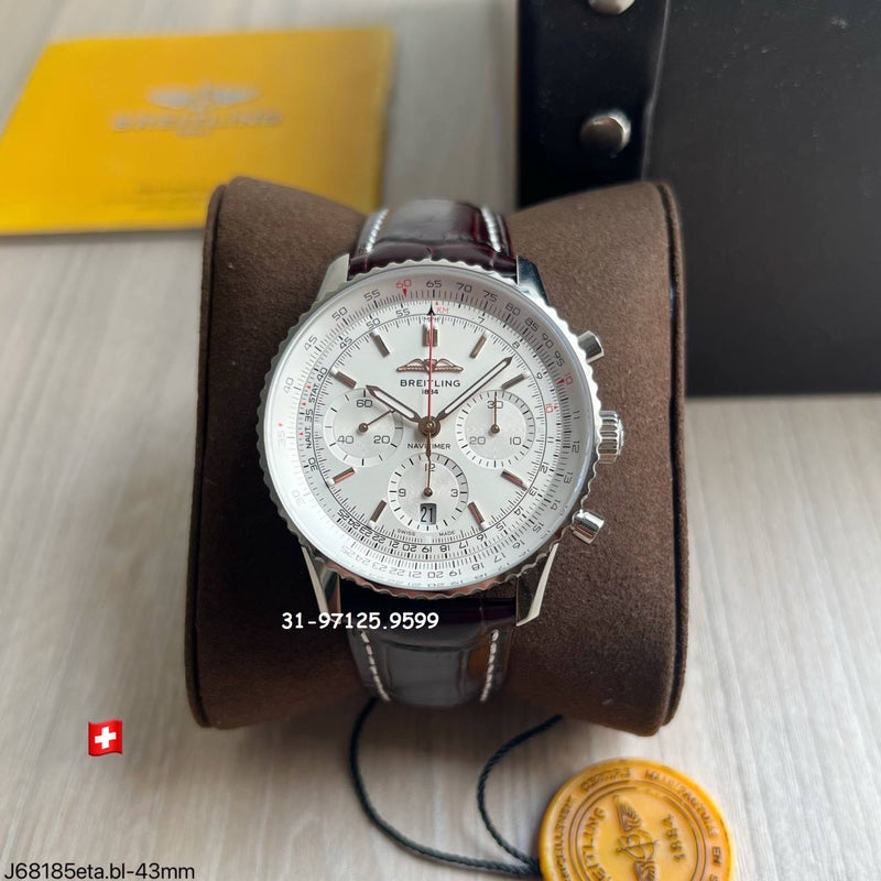 Breitling Navitimer - 43mm