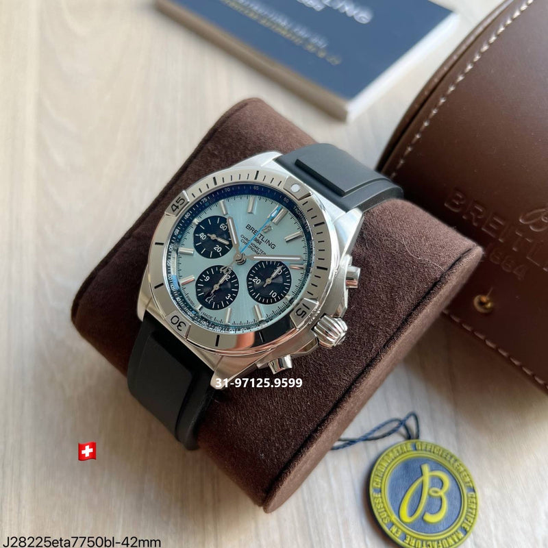 Breitling Chronomat - 42mm