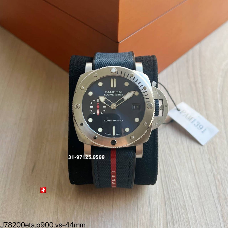 Luminor Panerai / Luna Rossa - 44mm - PAM 1391