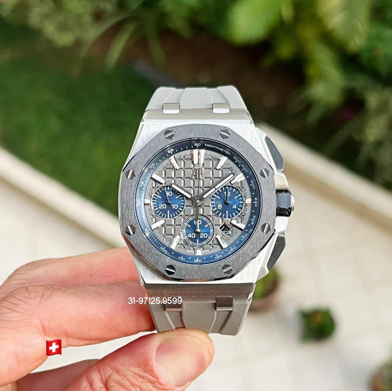 Audemars Piguet - 44mm