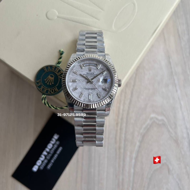 Rolex Daydate - 40mm / com pedras