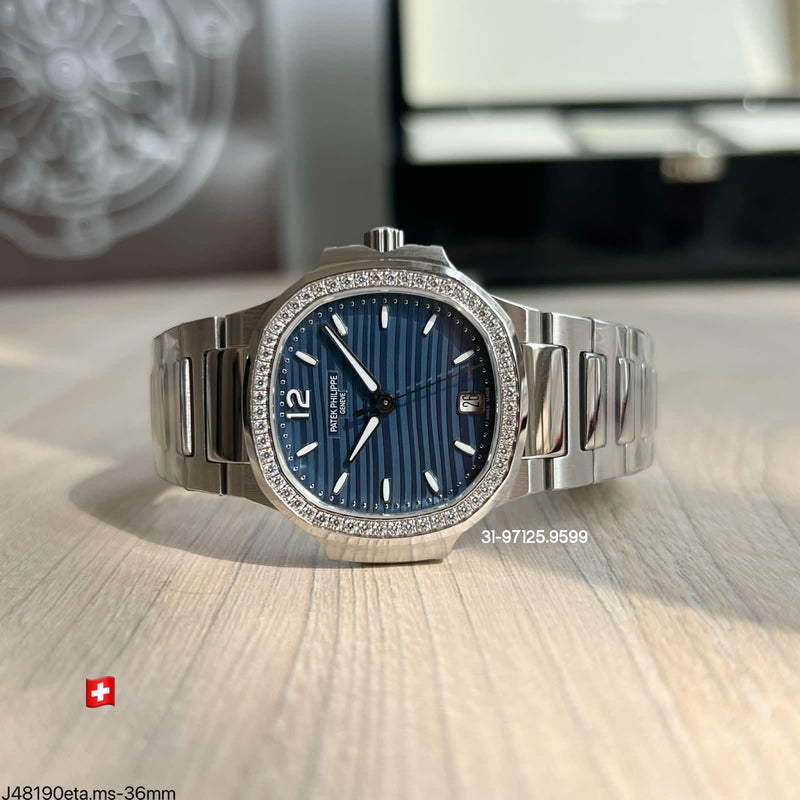 Patek Philippe Nautilus - 36mm