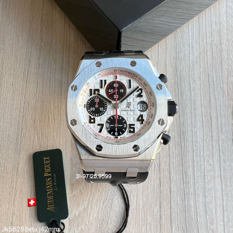 Audemars Piguet - 42mm