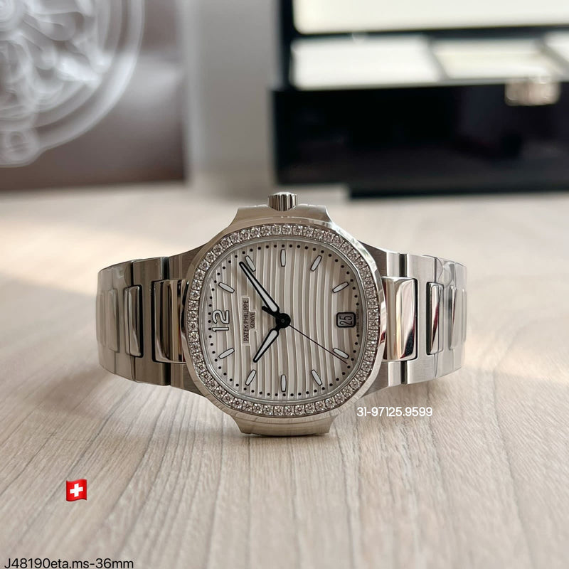 Patek Philippe Nautilus - 36mm