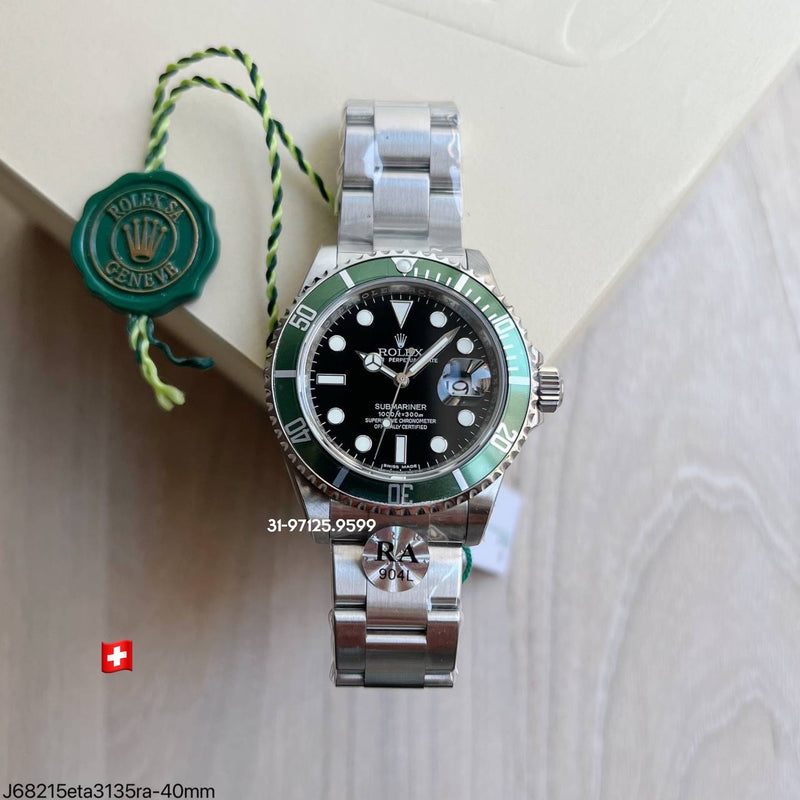 Rolex Submariner - 40mm