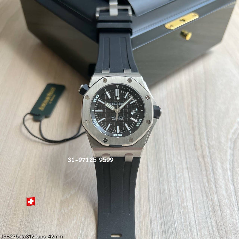 Audemars Piguet - 42mm