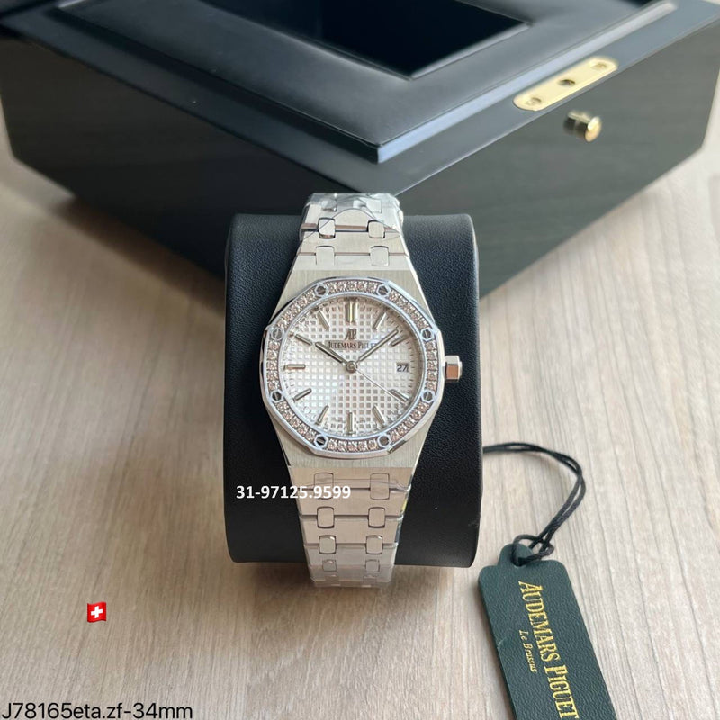 Audemars Piguet - 34mm