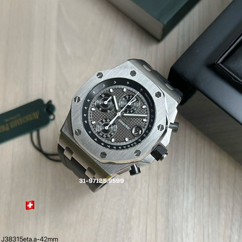 Audemars Piguet - 42mm